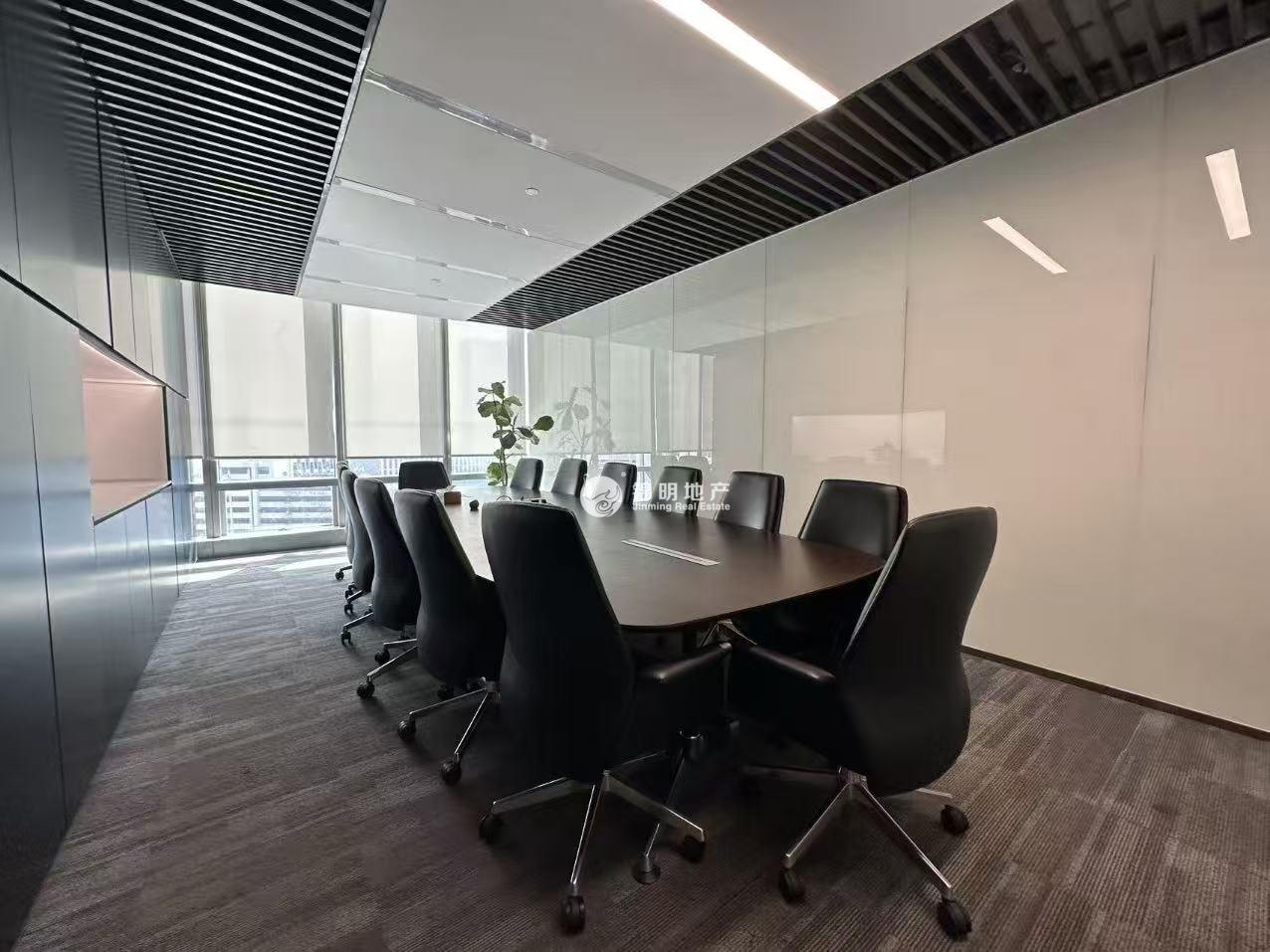 潍坊中建大厦572平米写字楼出租