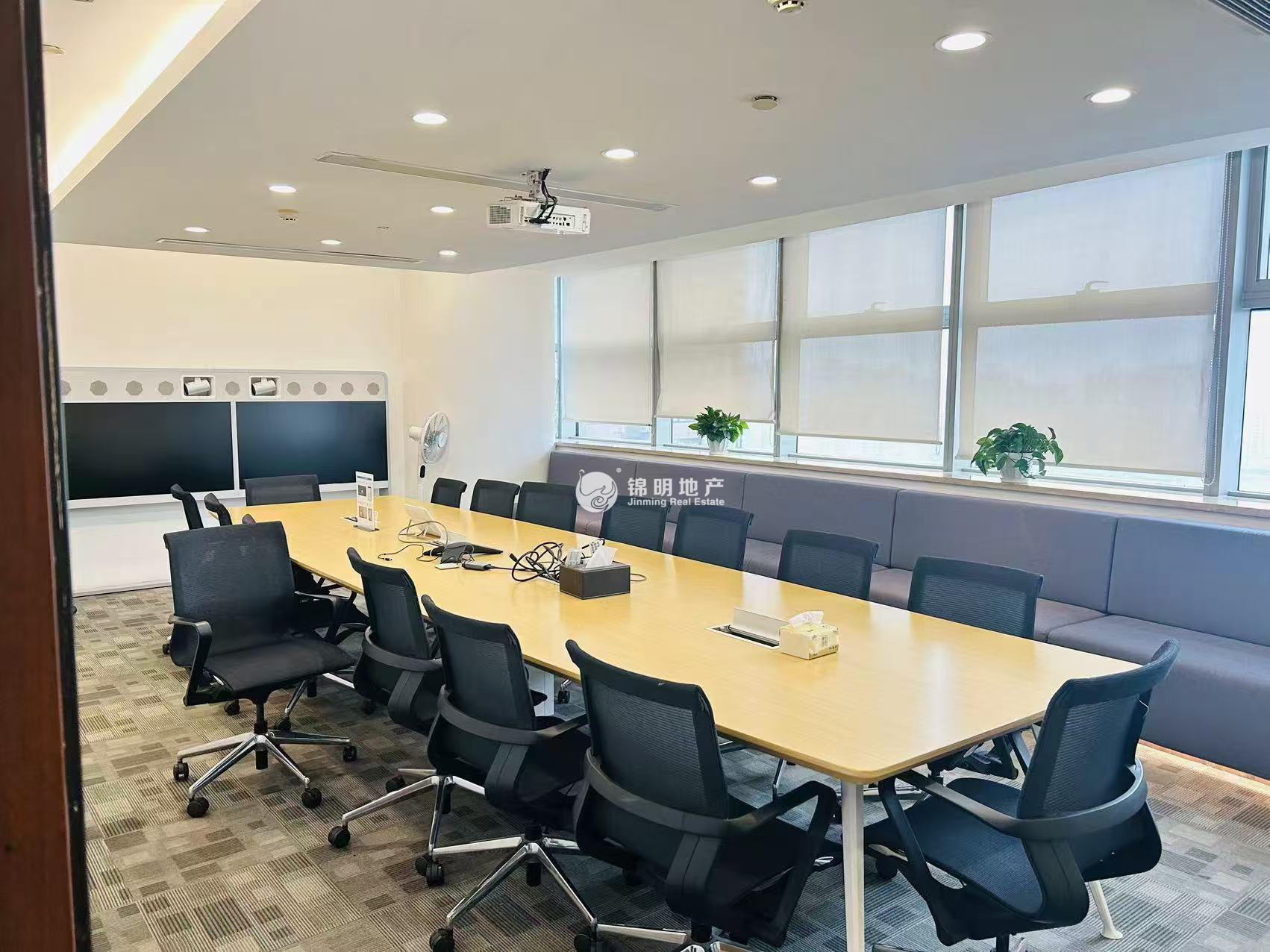 虹桥长房国际广场225平米写字楼出租