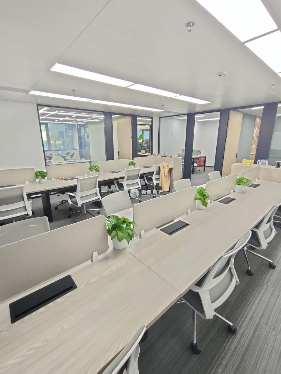 虹桥虹桥南丰城216平米写字楼出租