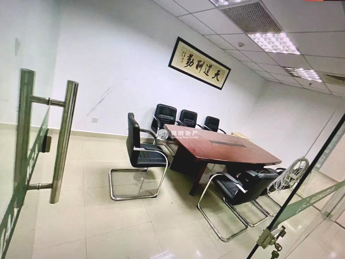 长风国盛中心213平米写字楼出租