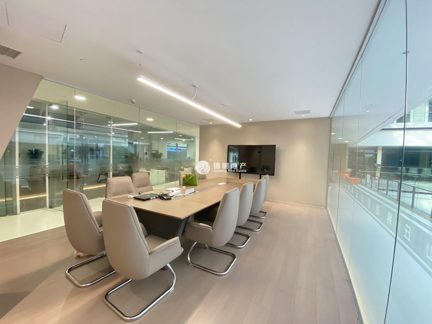 赵巷易德梦山丘255平米写字楼出租