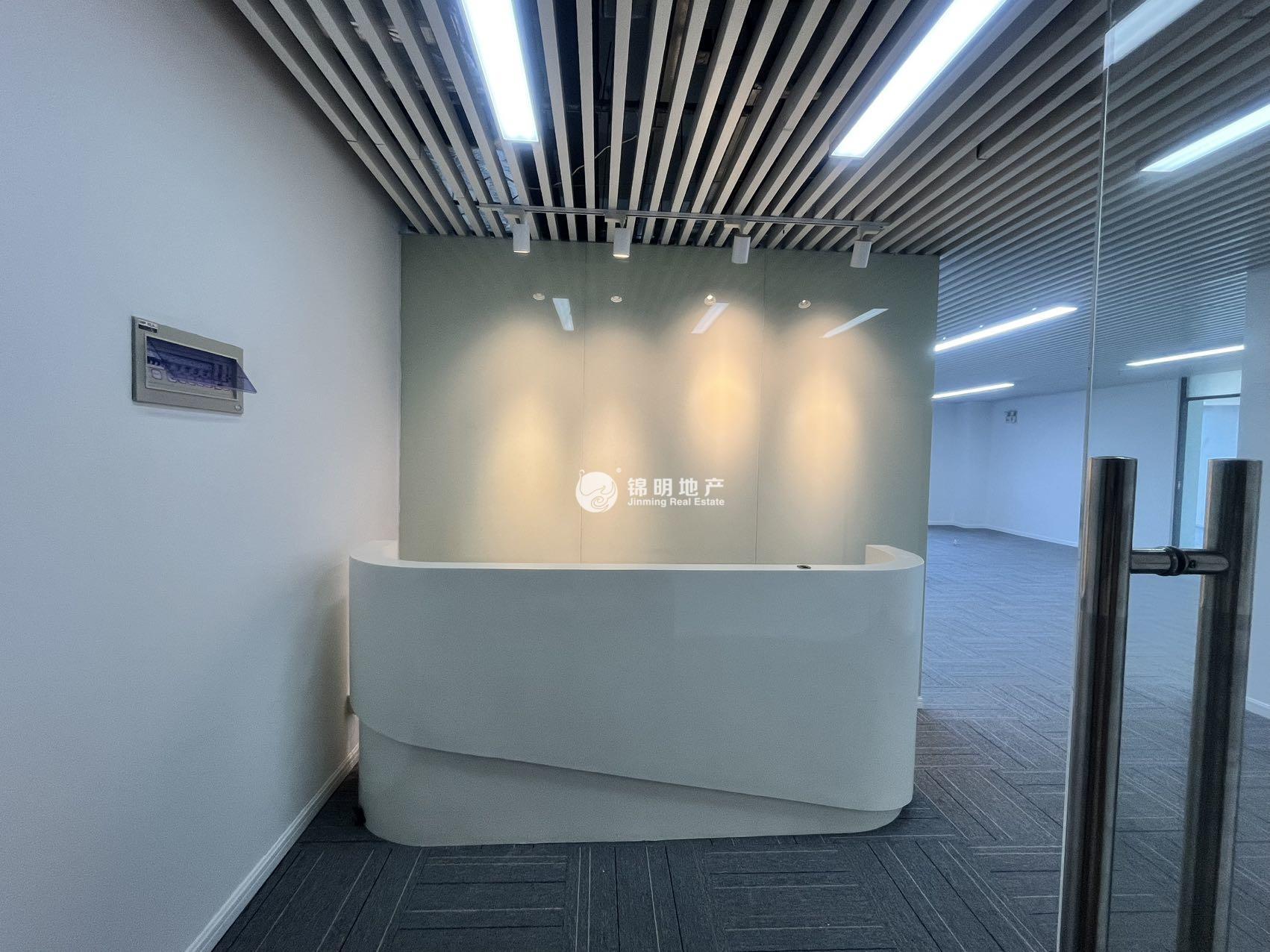 七宝七宝宝龙城262平米写字楼出租