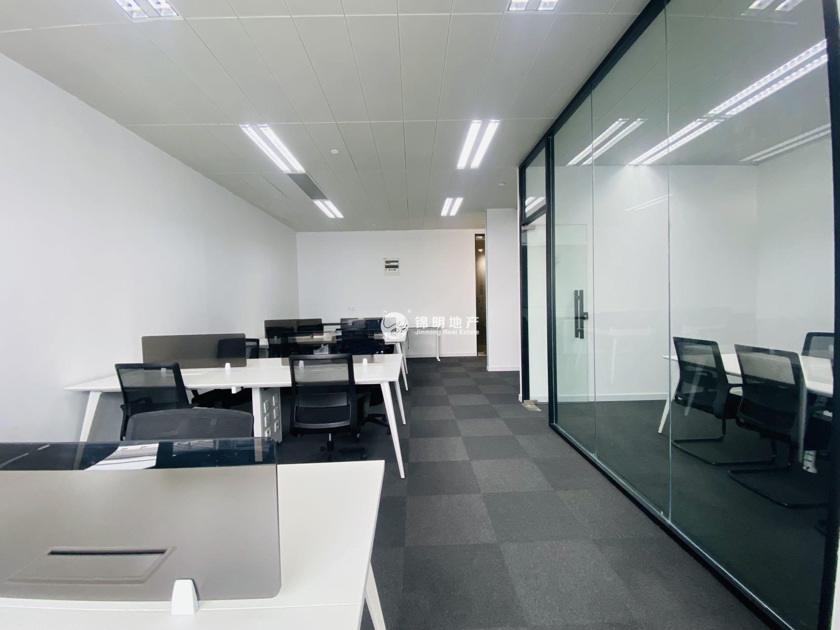 徐泾虹桥世界中心127平米写字楼出租