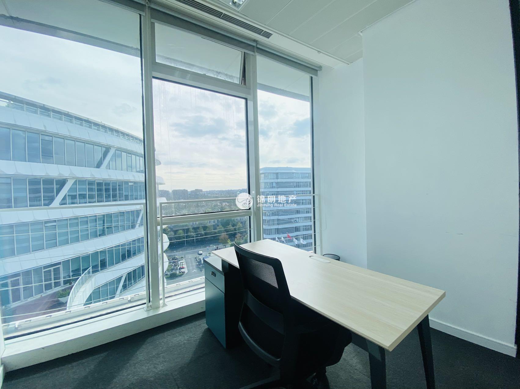 徐泾虹桥世界中心127平米写字楼出租