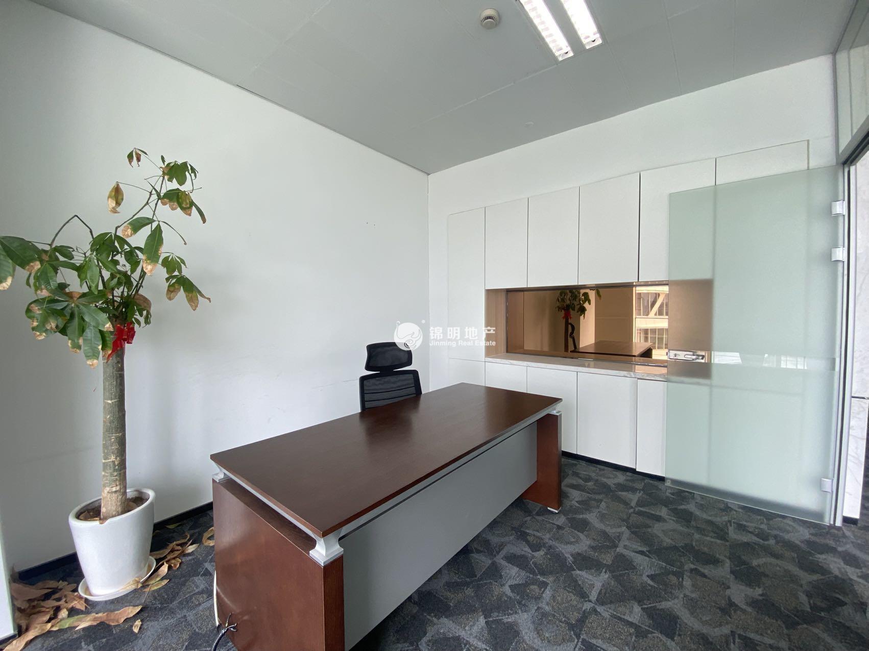 徐泾虹桥世界中心185平米写字楼出租