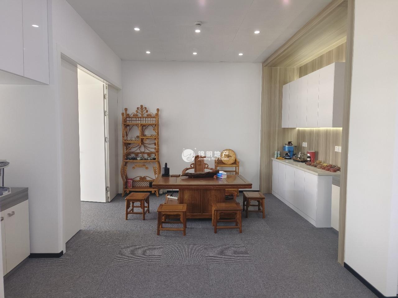 徐泾虹桥世界中心234平米写字楼出租