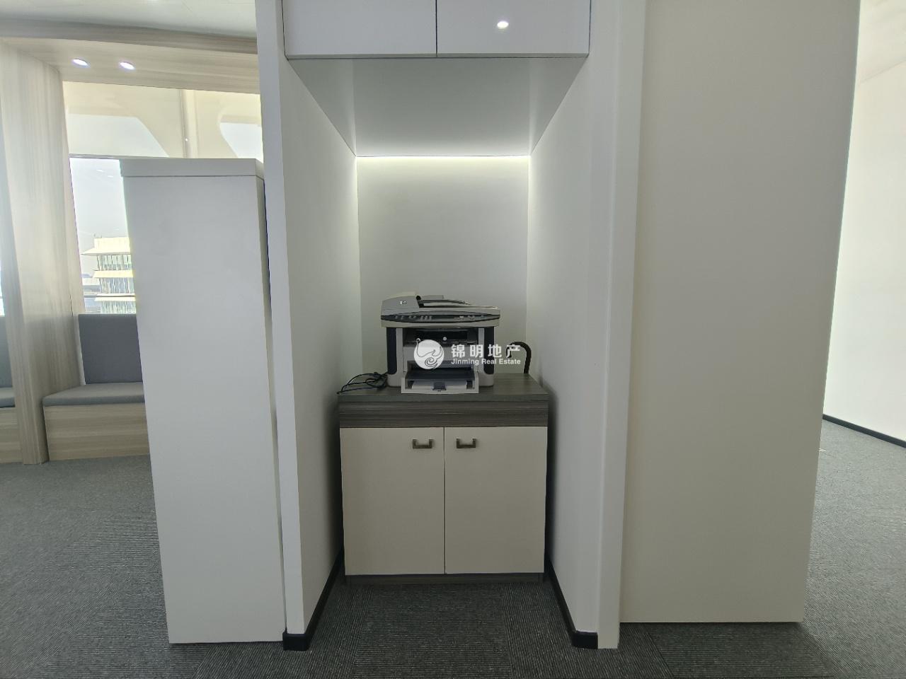 徐泾虹桥世界中心234平米写字楼出租