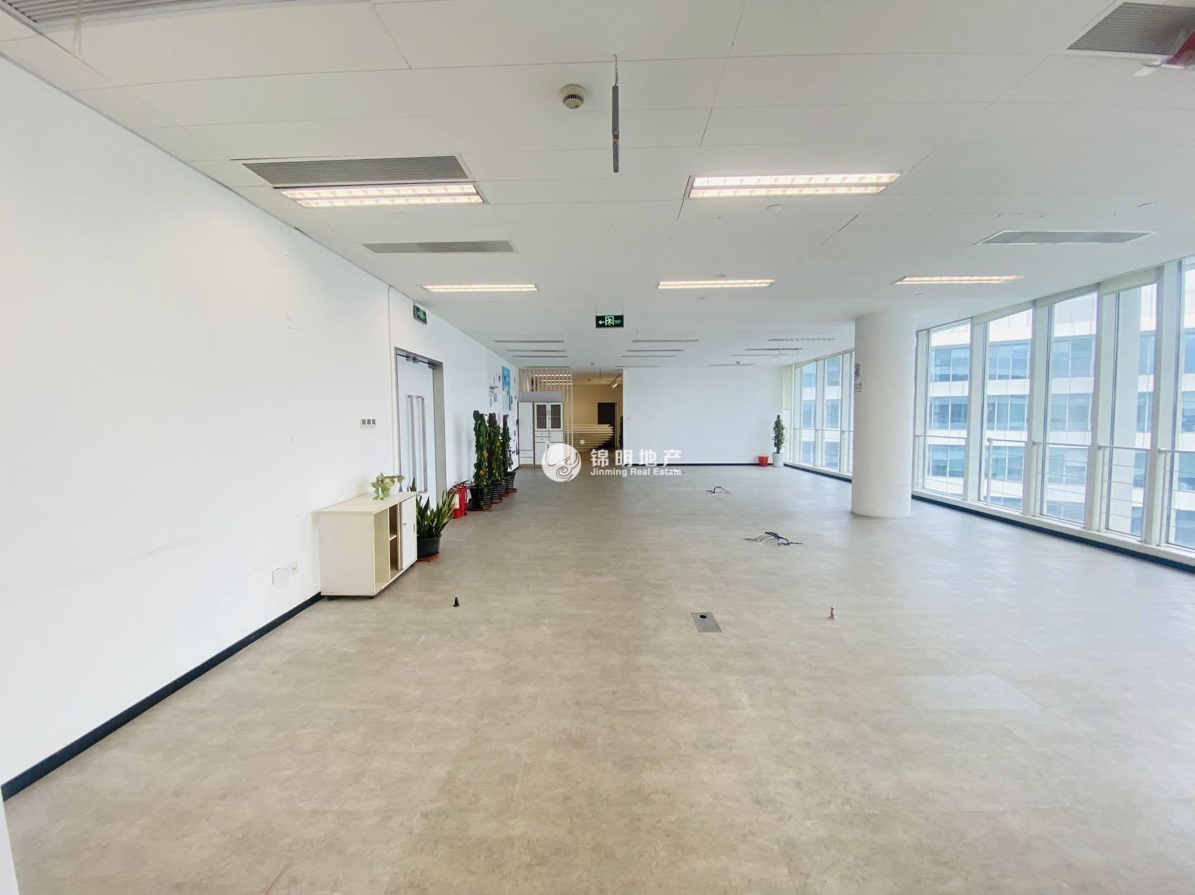 徐泾虹桥世界中心377平米写字楼出租