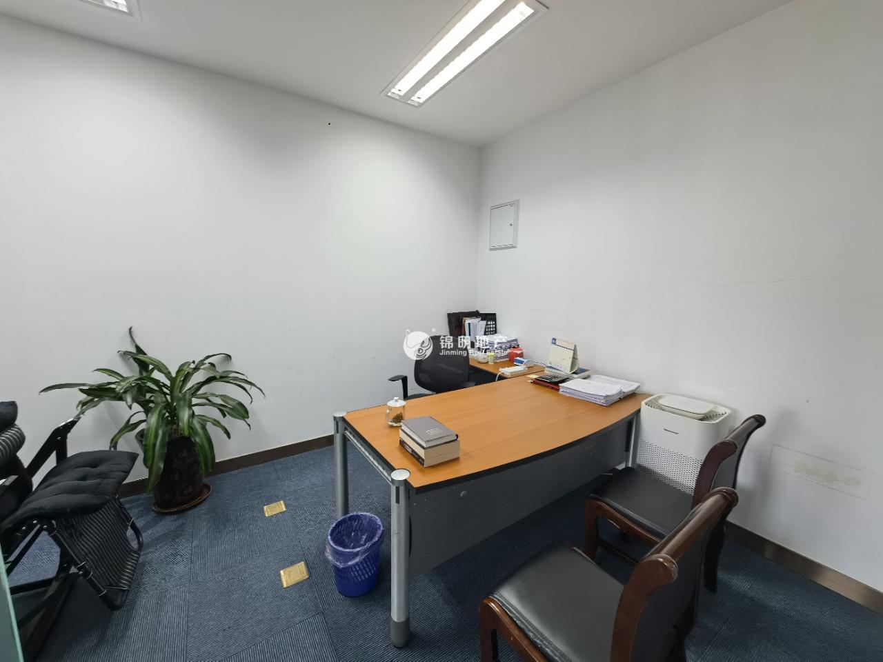 徐泾虹桥世界中心530平米写字楼出租