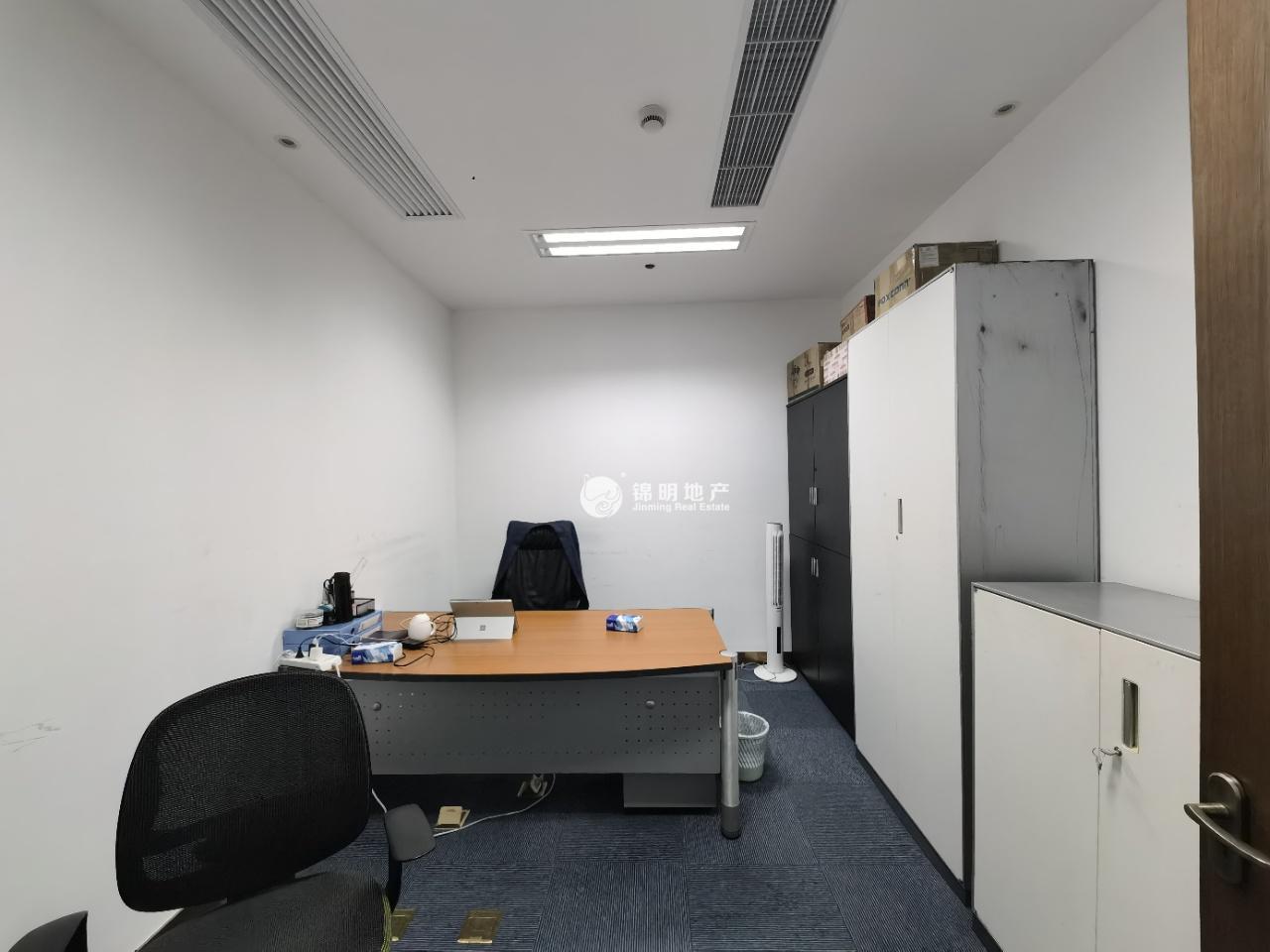 徐泾虹桥世界中心530平米写字楼出租