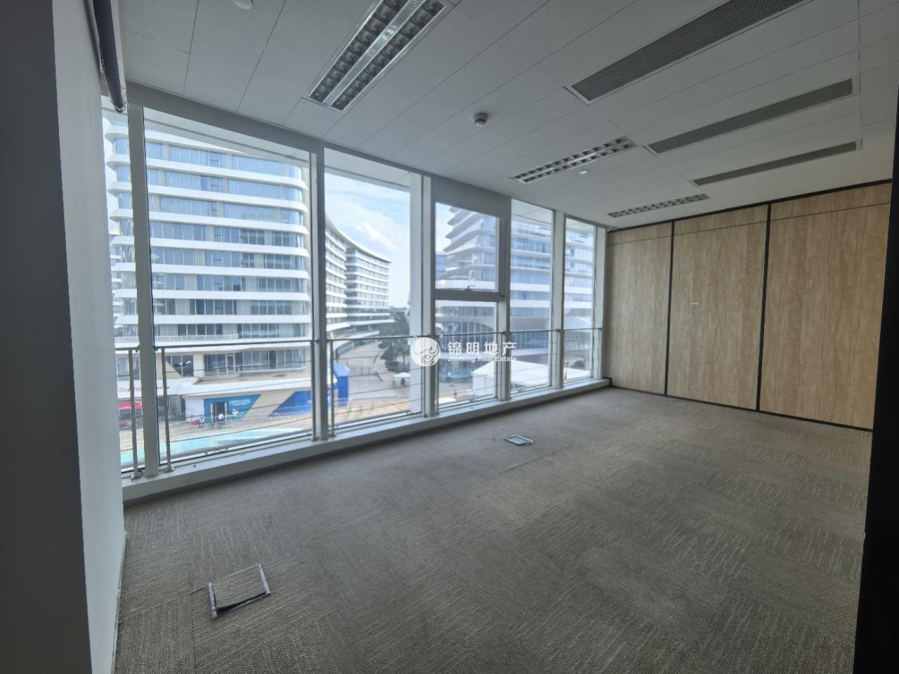 徐泾虹桥世界中心418平米写字楼出租