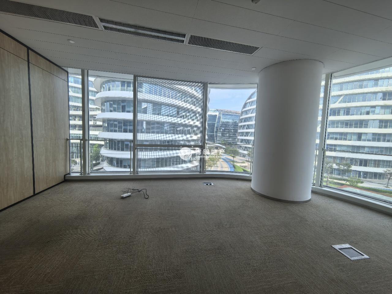 徐泾虹桥世界中心418平米写字楼出租