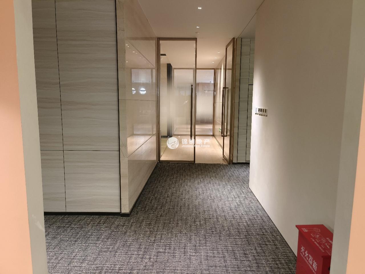 徐泾虹桥世界中心1000平米写字楼出租