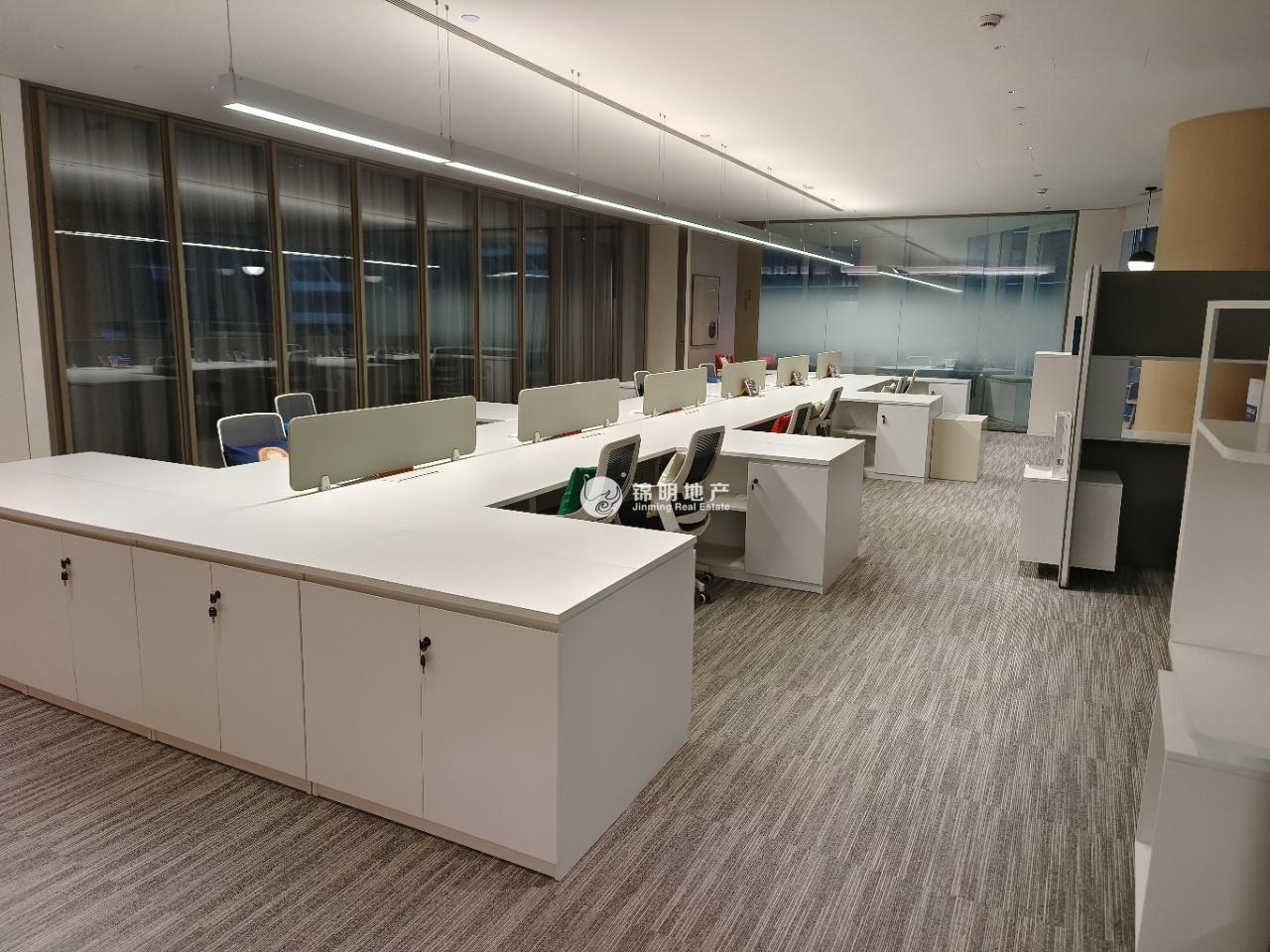 徐泾虹桥世界中心1000平米写字楼出租