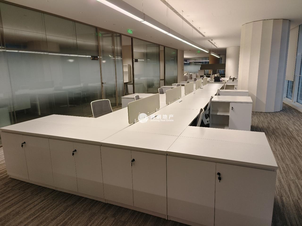 徐泾虹桥世界中心1000平米写字楼出租