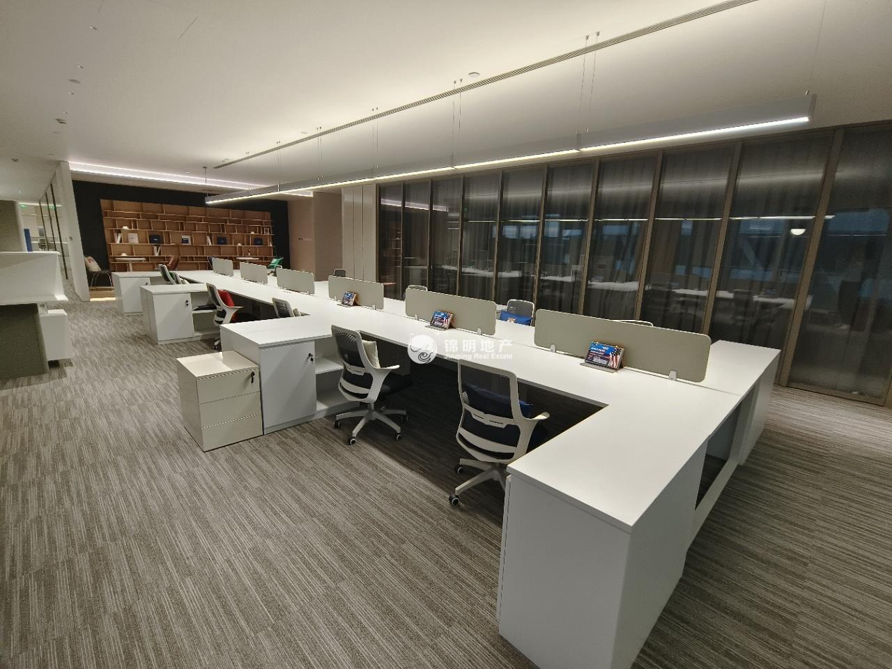 徐泾虹桥世界中心1000平米写字楼出租