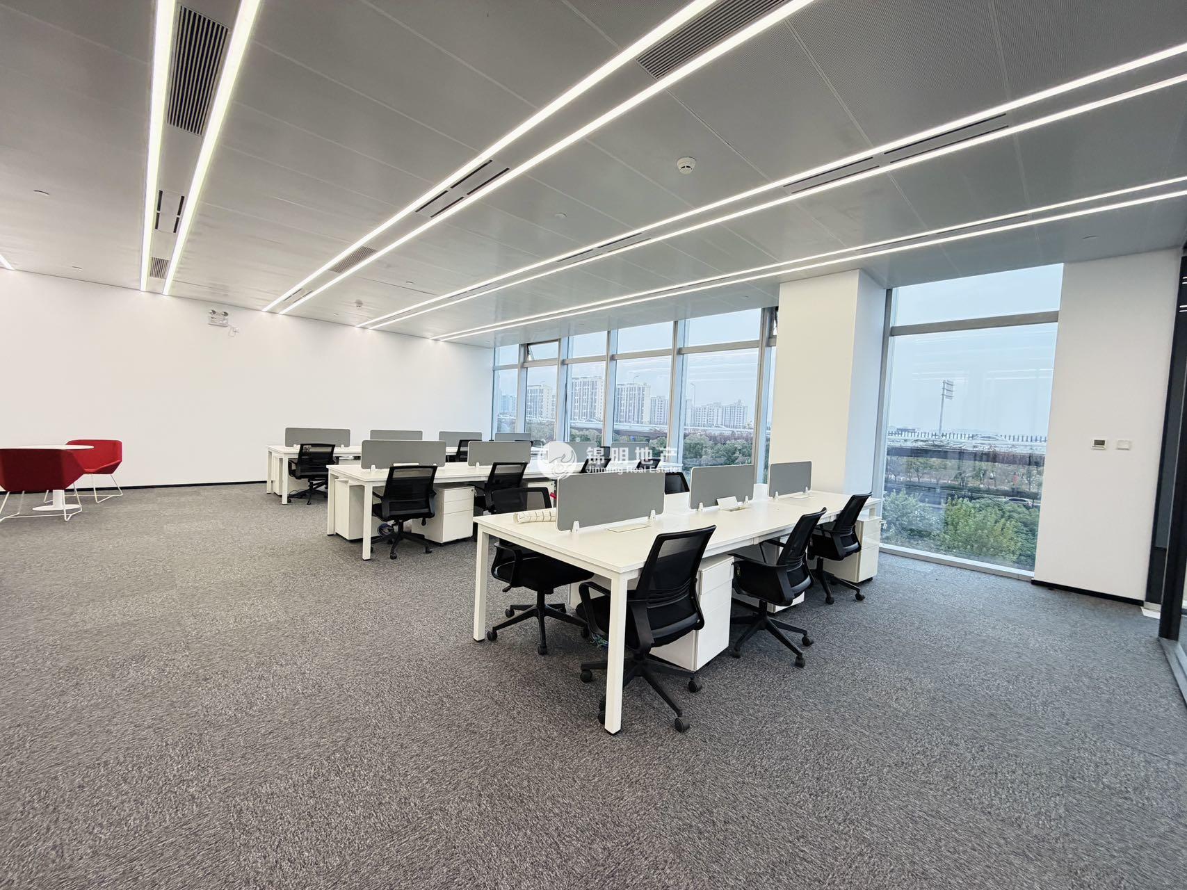 徐泾首位SHOWAY222平米写字楼出租