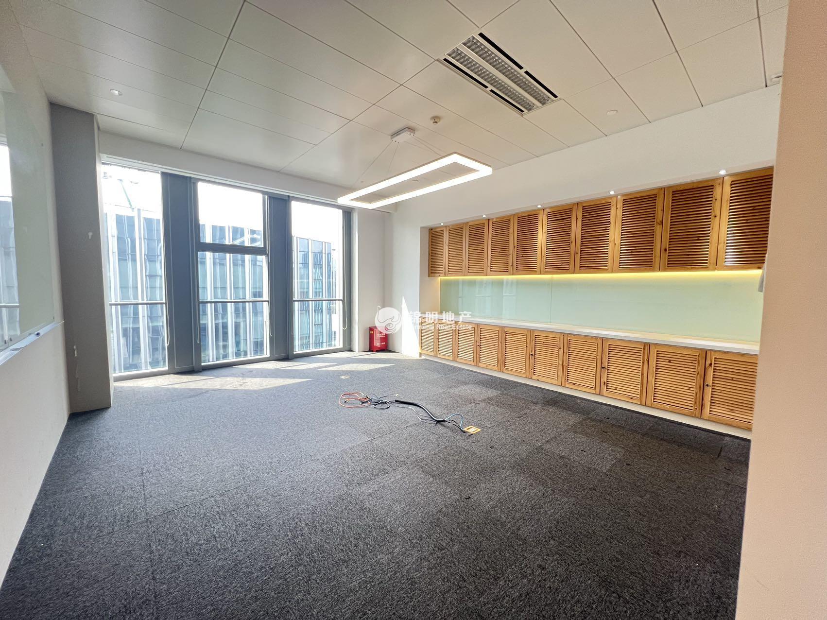 华漕虹桥万科中心275平米写字楼出租