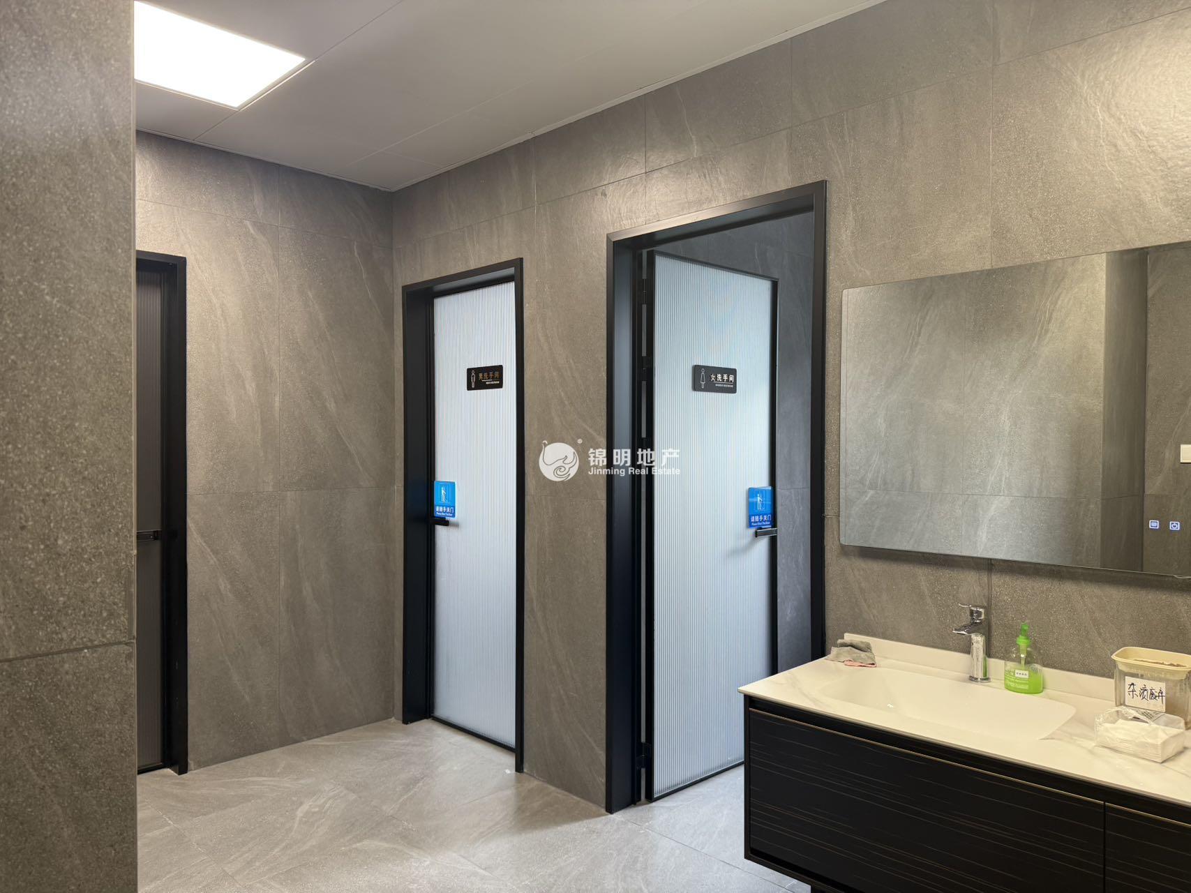 长征云岭坊1期1000平米写字楼出租