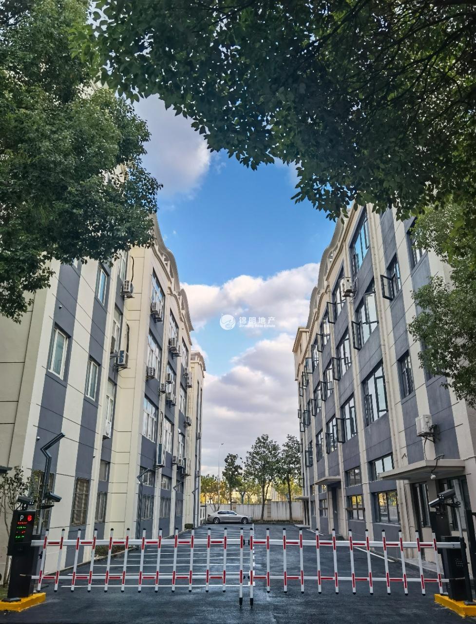 长征云岭坊1期1000平米写字楼出租