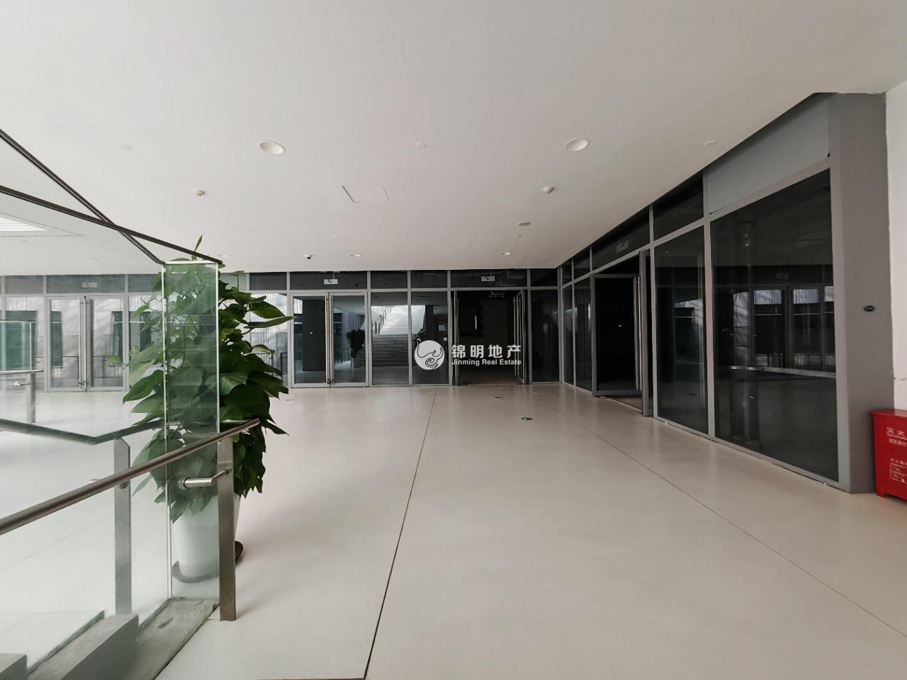 赵巷易德梦山丘425平米写字楼出租