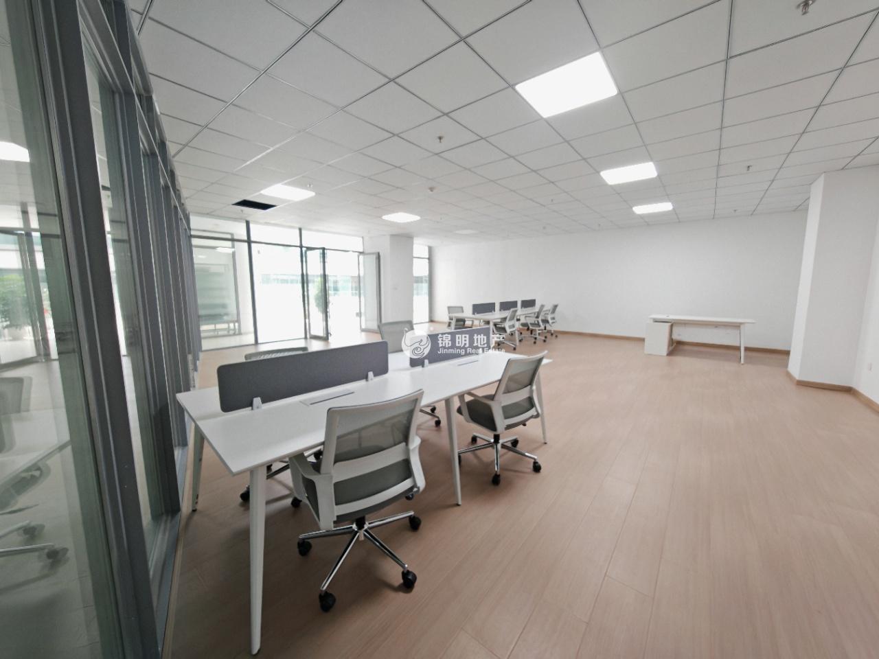 赵巷易德梦山丘138平米写字楼出租