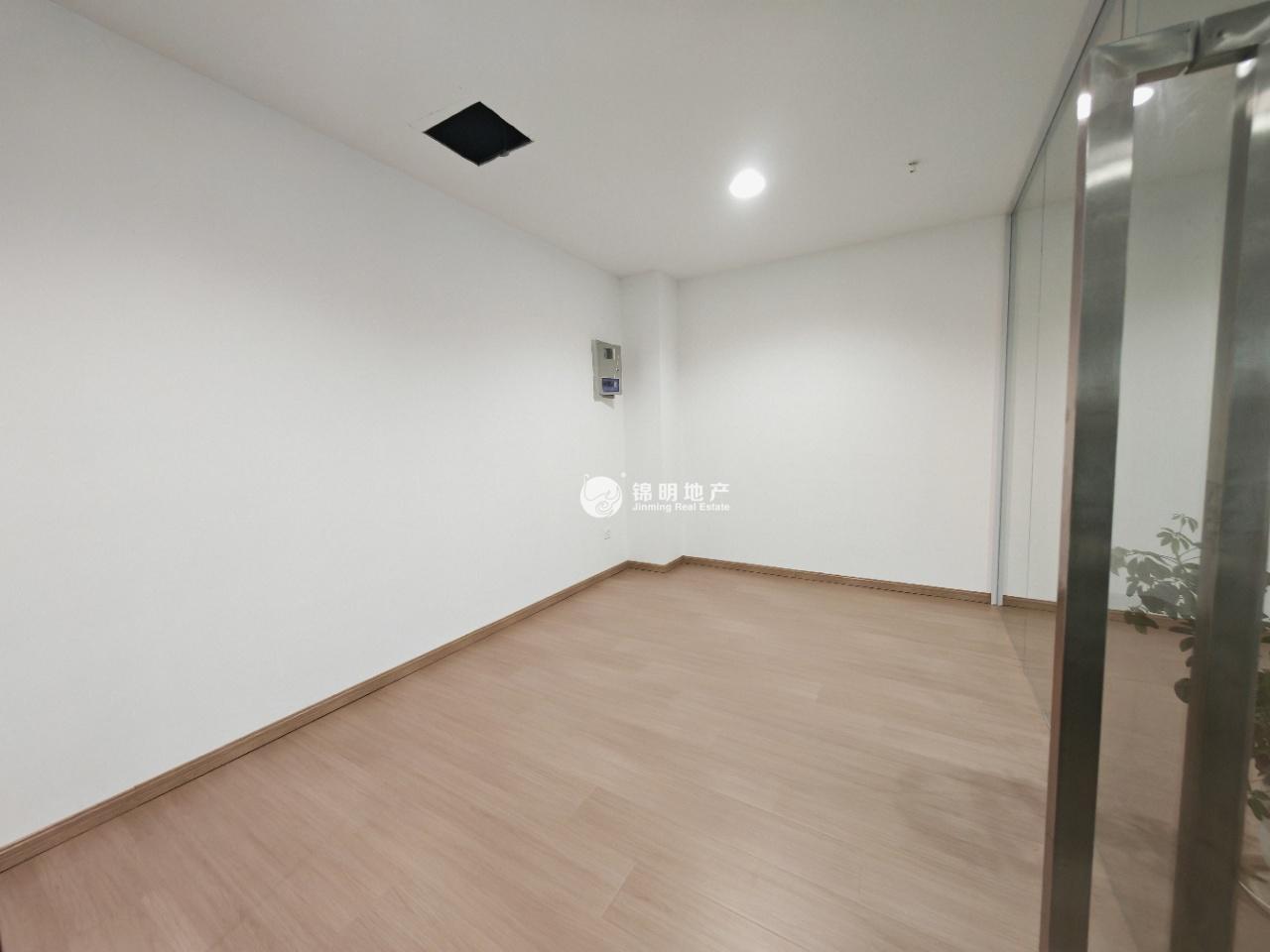 赵巷易德梦山丘134平米写字楼出租