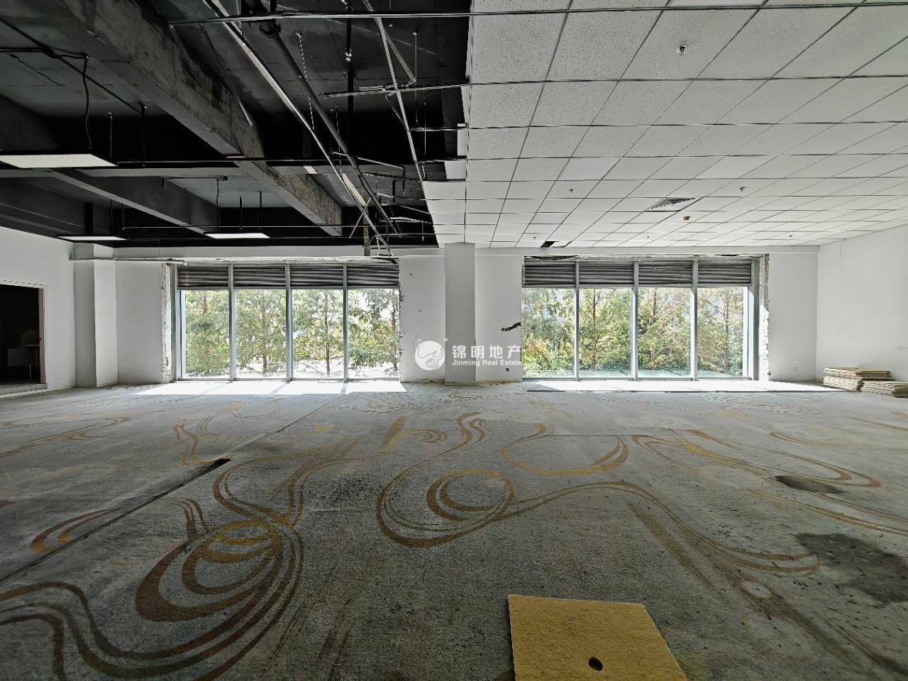 赵巷易德梦山丘451平米写字楼出租