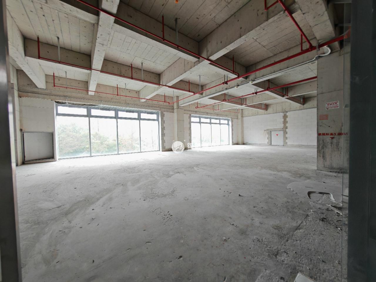 赵巷易德梦山丘372平米写字楼出租