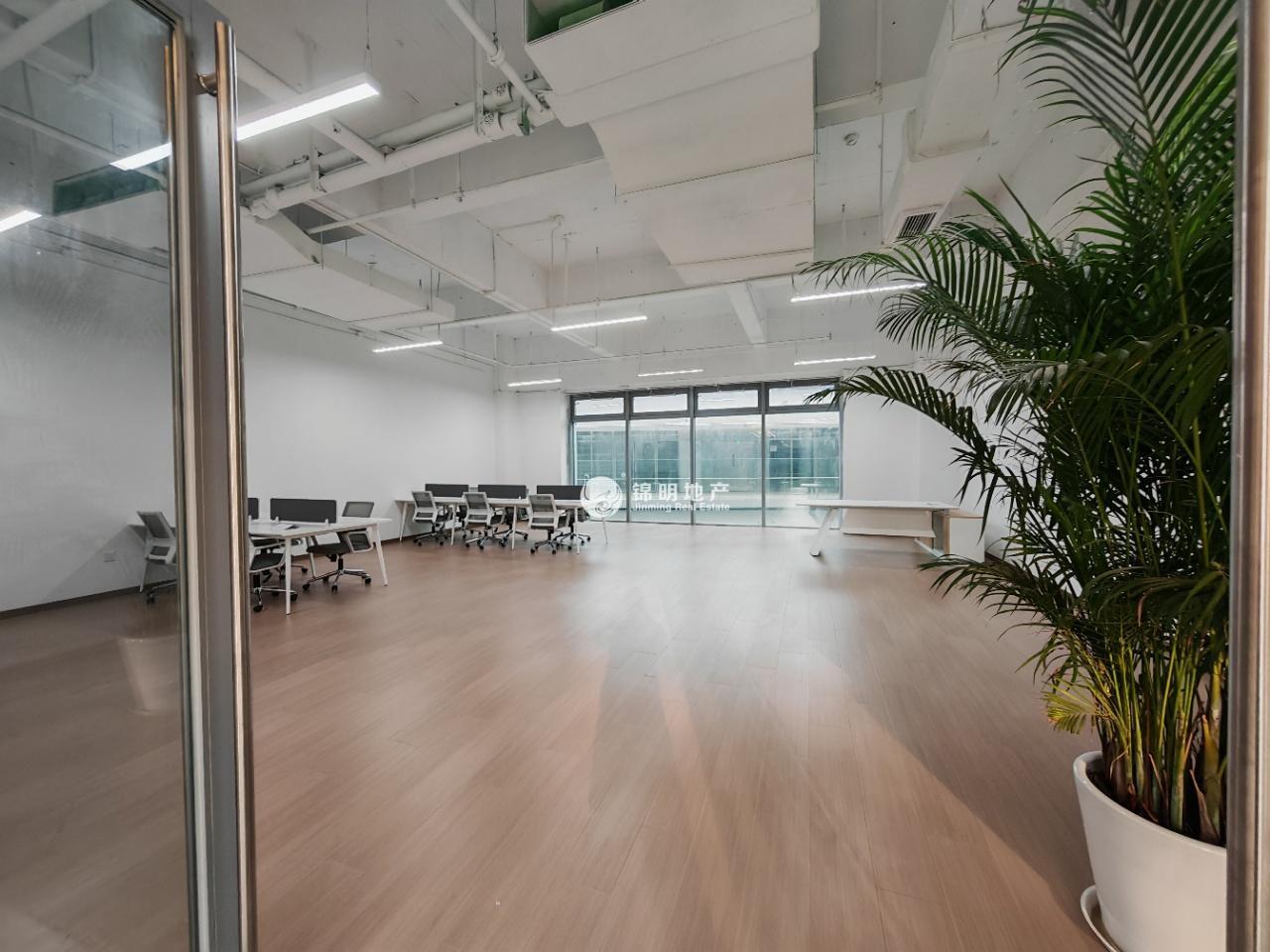 赵巷易德梦山丘152平米写字楼出租