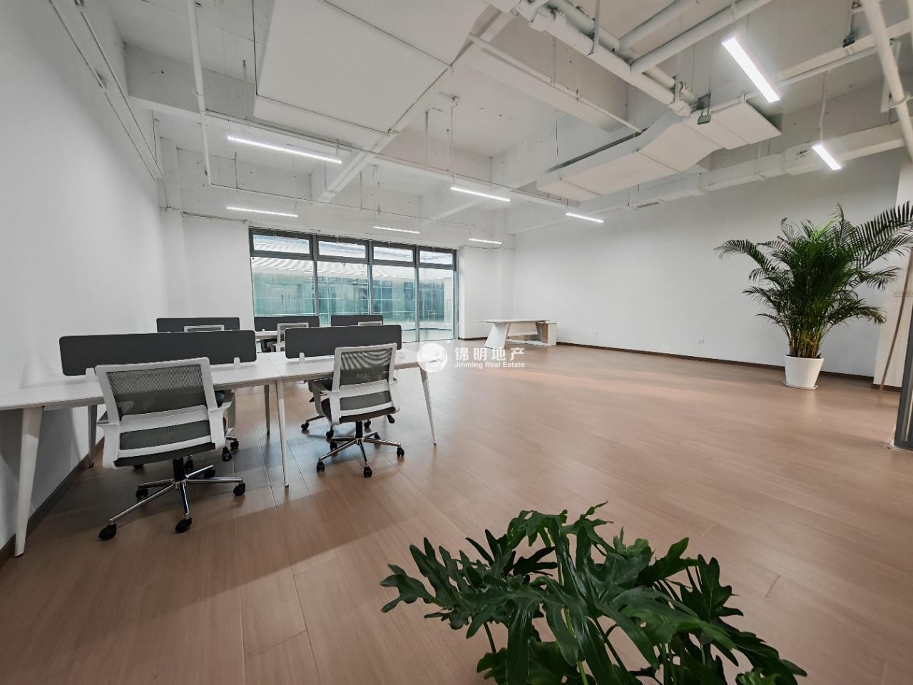 赵巷易德梦山丘152平米写字楼出租