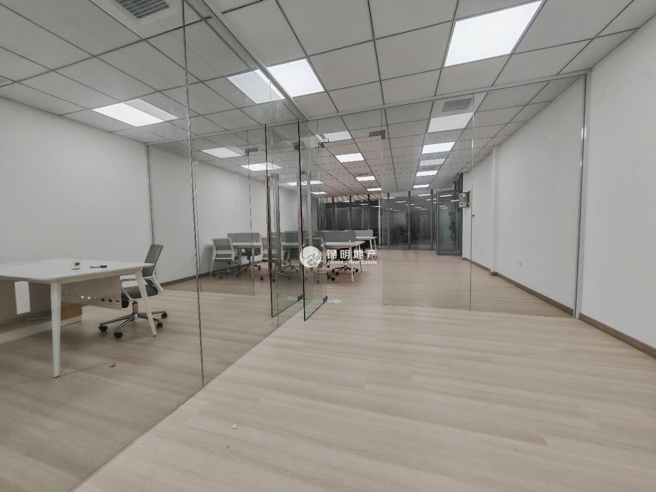 赵巷易德梦山丘143平米写字楼出租