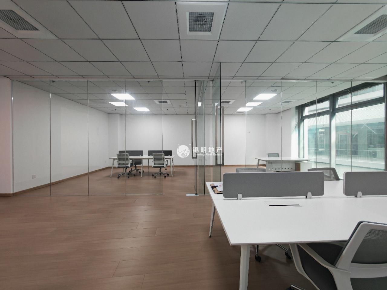 赵巷易德梦山丘168平米写字楼出租