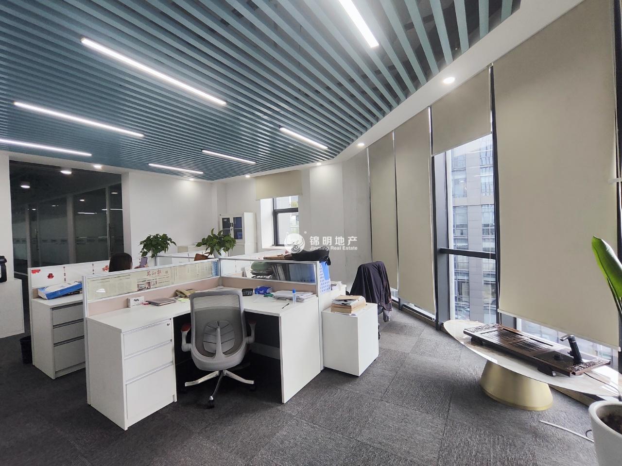 徐泾e通世界虹桥园北区563平米写字楼出租