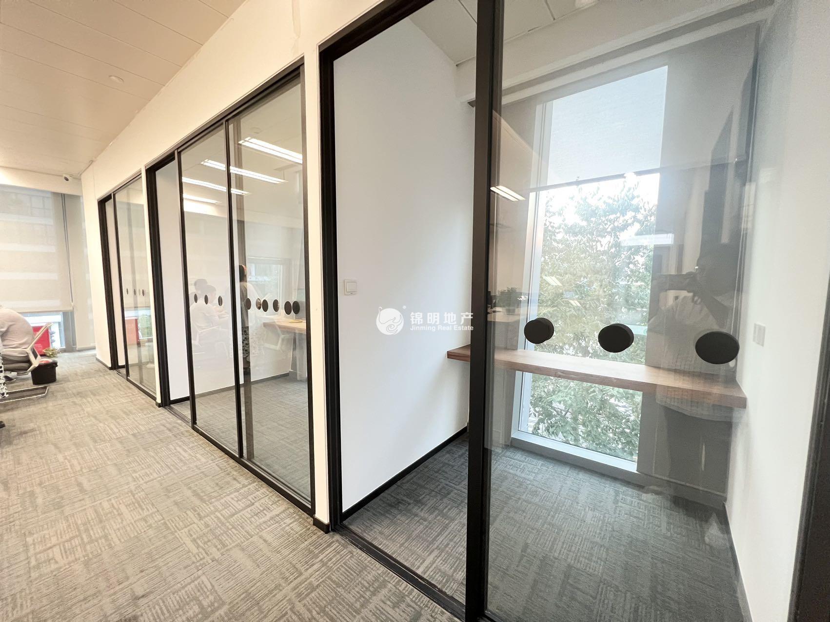 华漕虹桥万科中心451平米写字楼出租