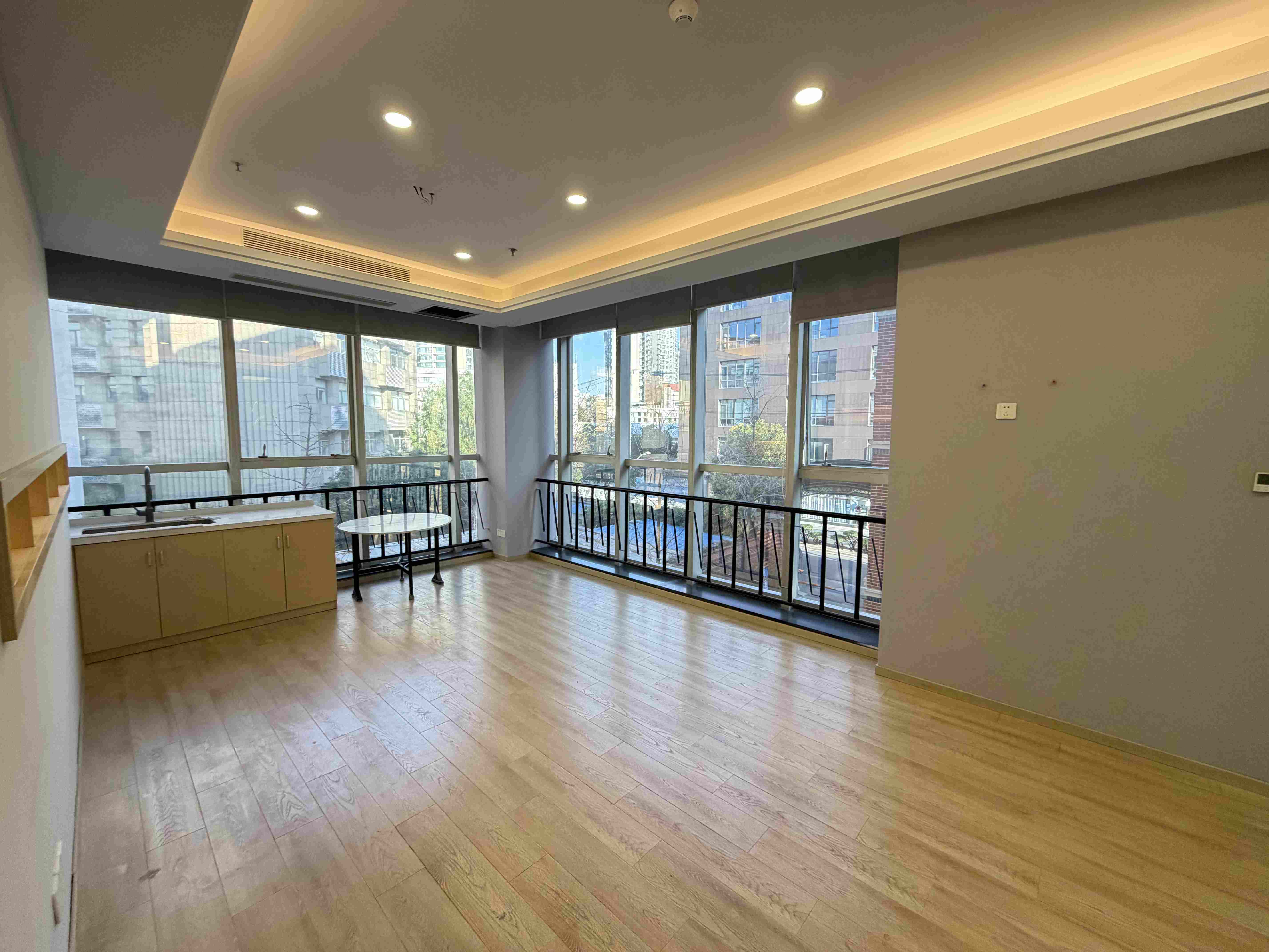 中山公园新发现才富园116平米写字楼出租