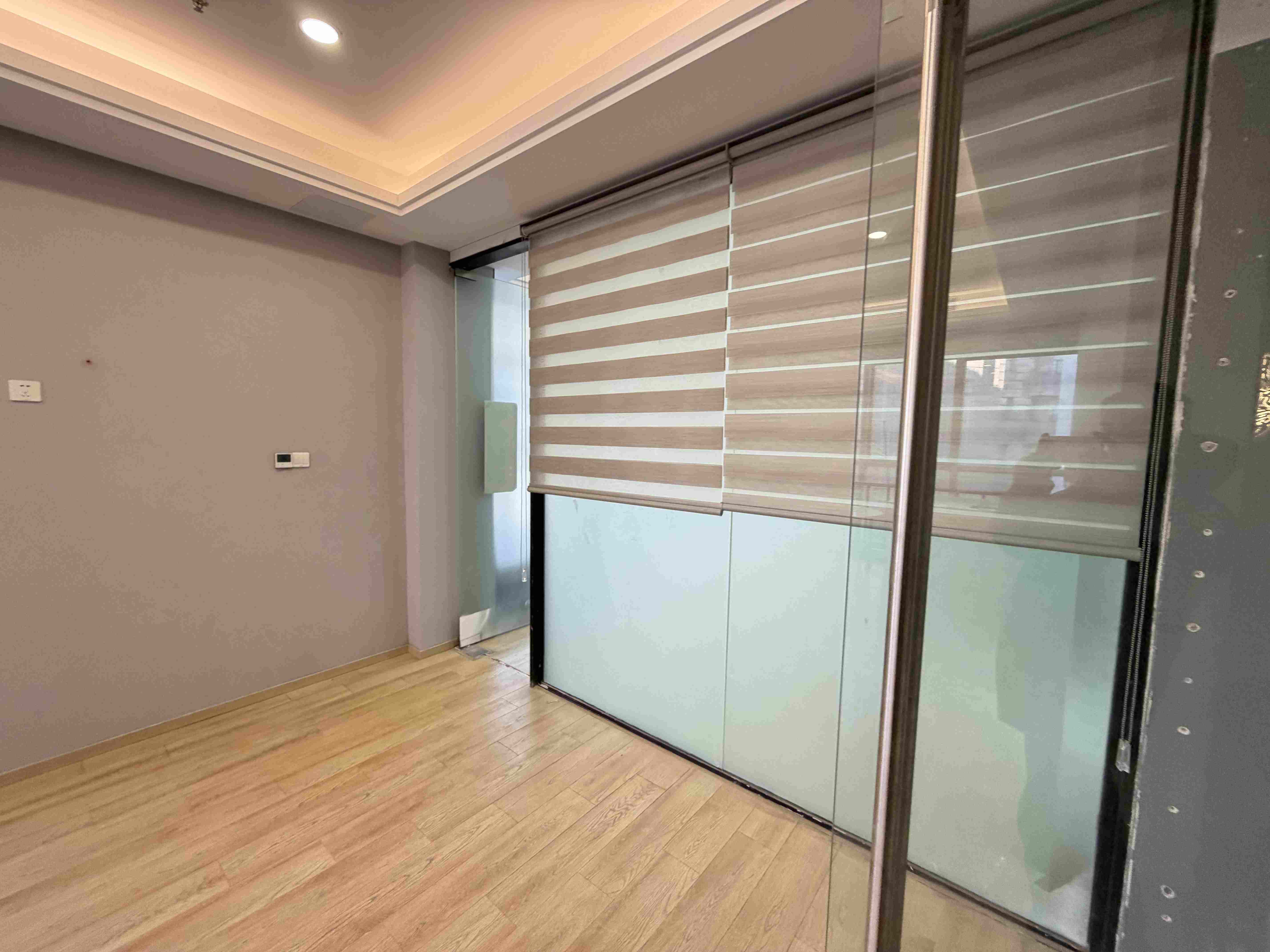 中山公园新发现才富园116平米写字楼出租