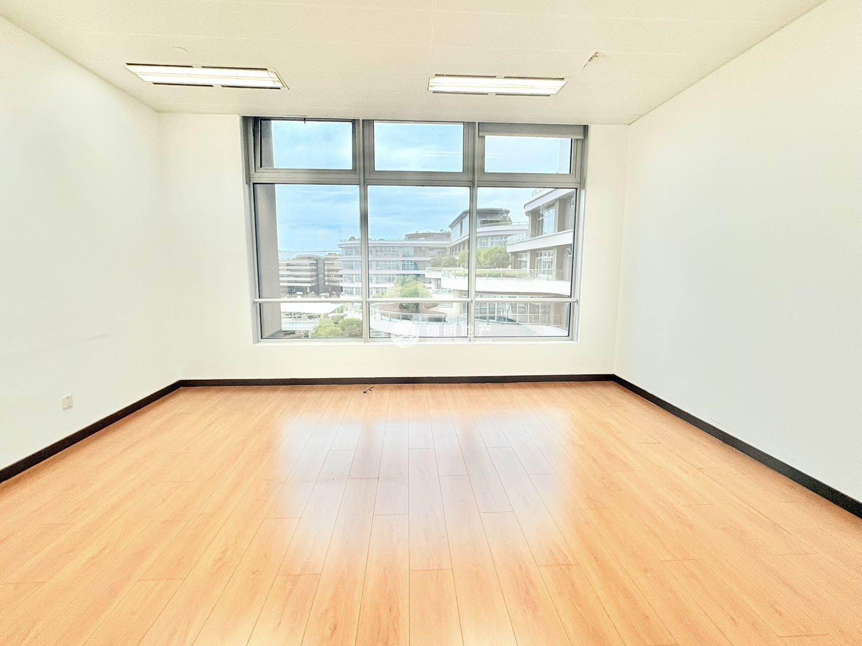 虹桥虹桥丽宝广场834平米写字楼出租