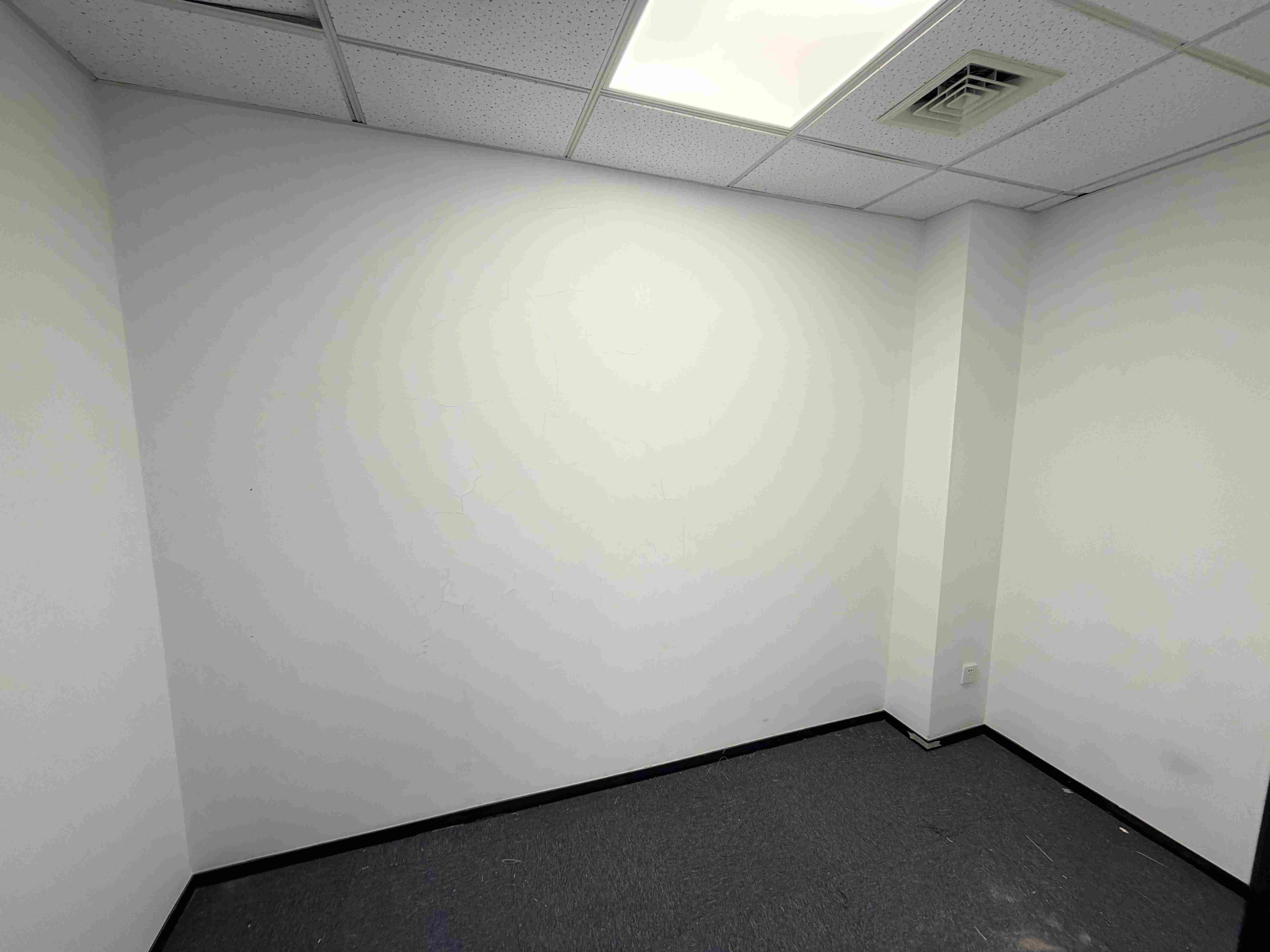 中山公园万宝国际广场178平米写字楼出租