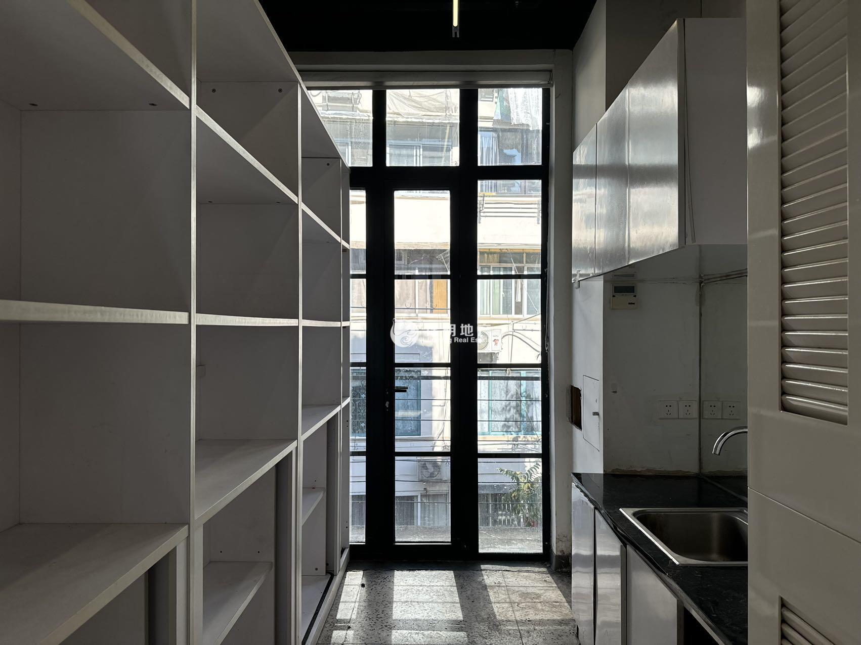 徐家汇越界蒲汇Space161平米写字楼出租