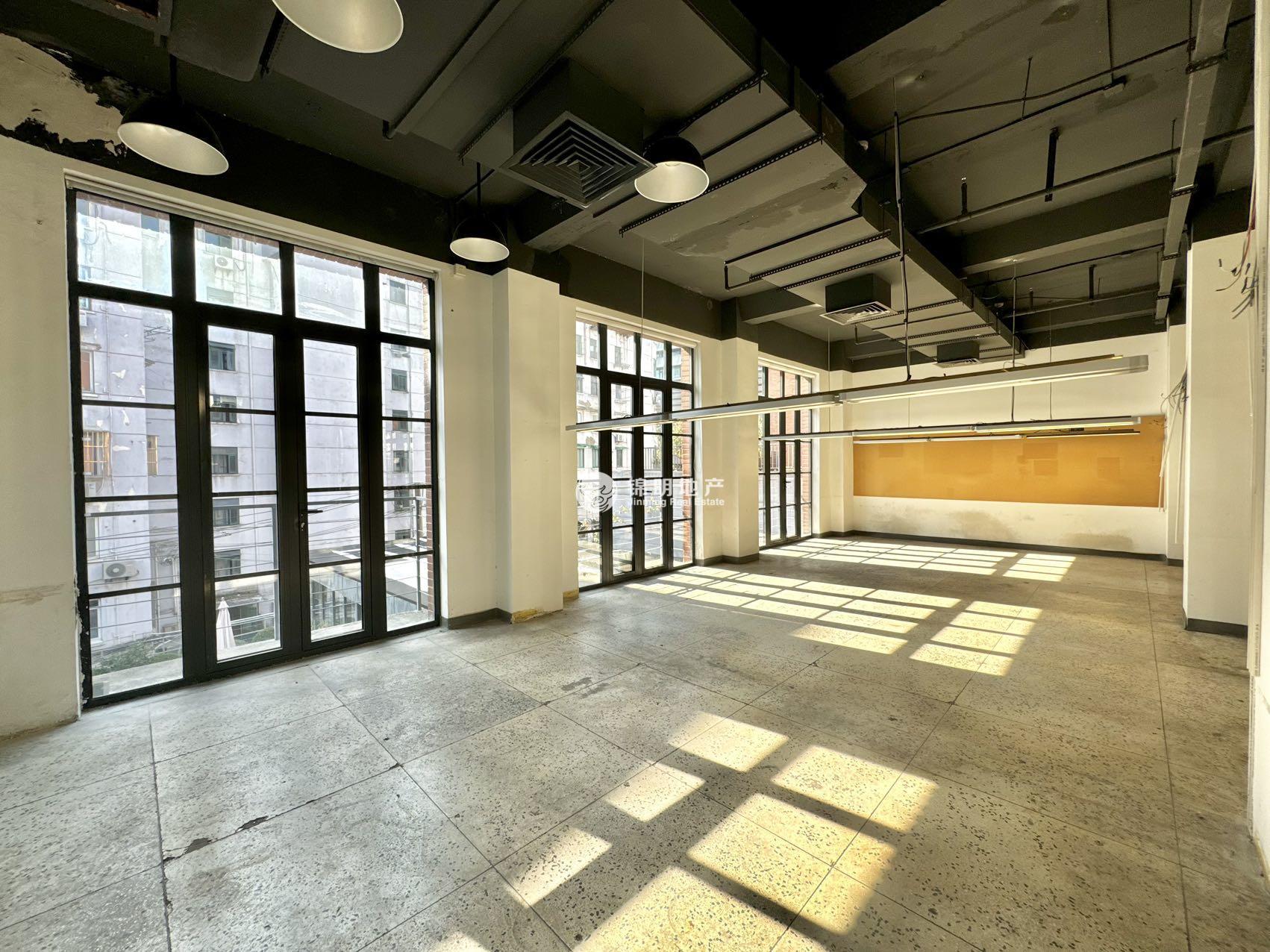 徐家汇越界蒲汇Space161平米写字楼出租