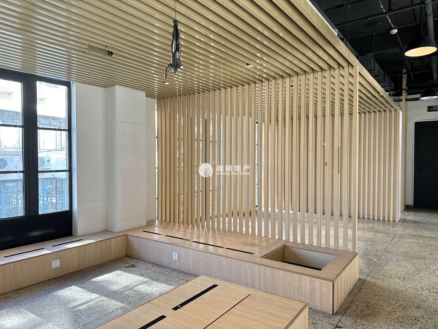 徐家汇越界蒲汇Space268平米写字楼出租