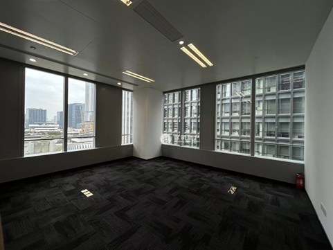 杨思前滩前滩东方广场一期490平米写字楼出租