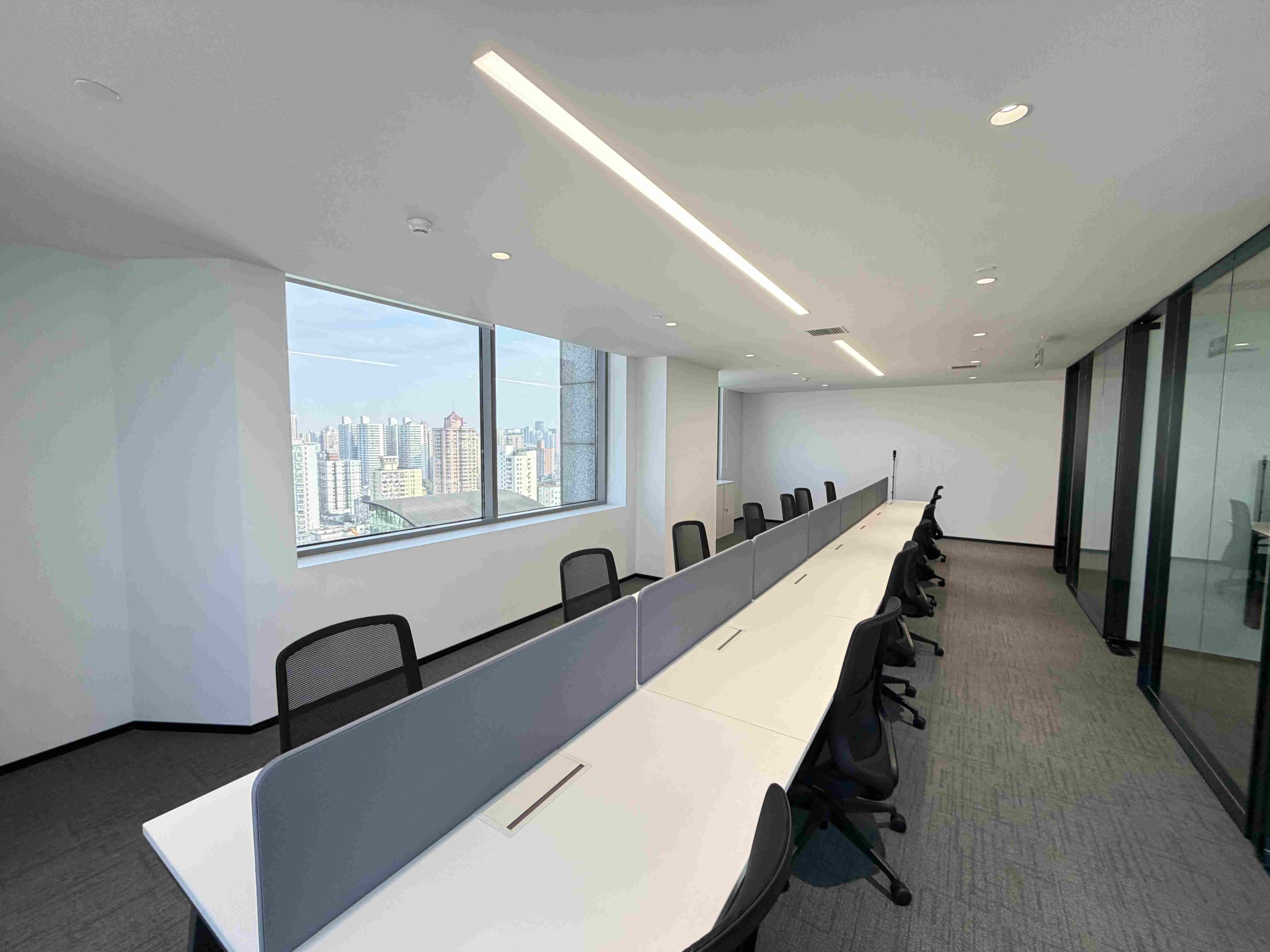 中山公园龙峰大厦153平米写字楼出租