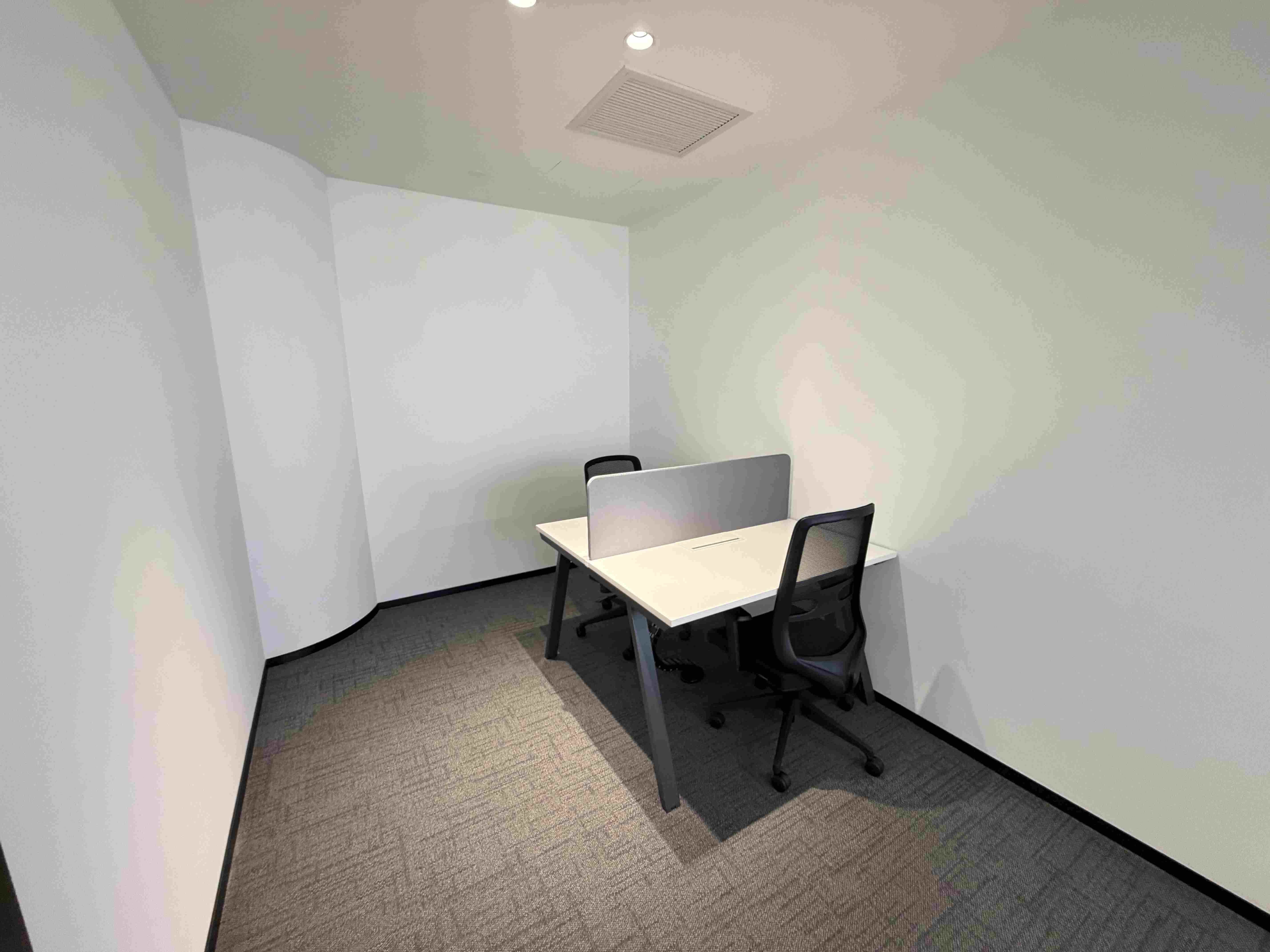 中山公园龙峰大厦153平米写字楼出租