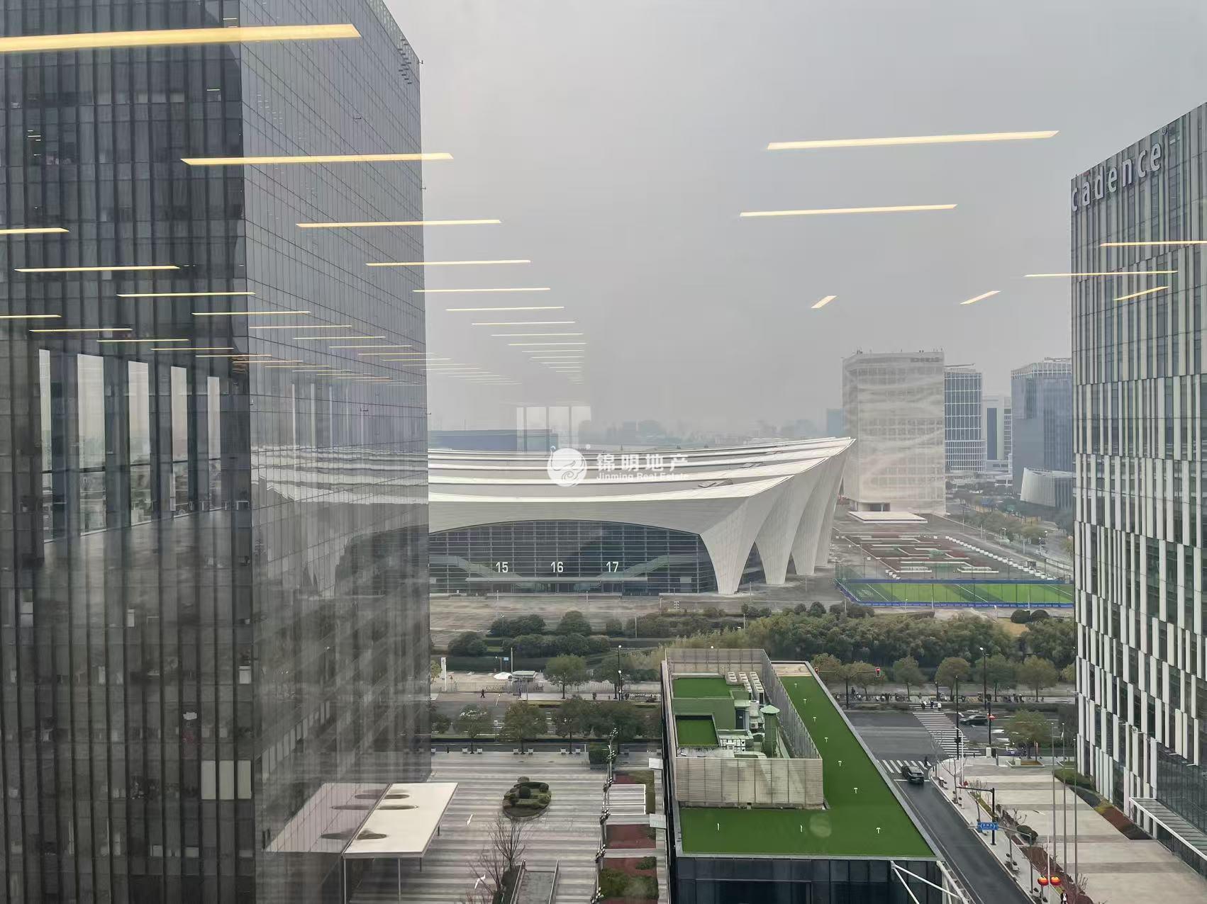 杨思前滩前滩世贸中心二期419平米写字楼出租