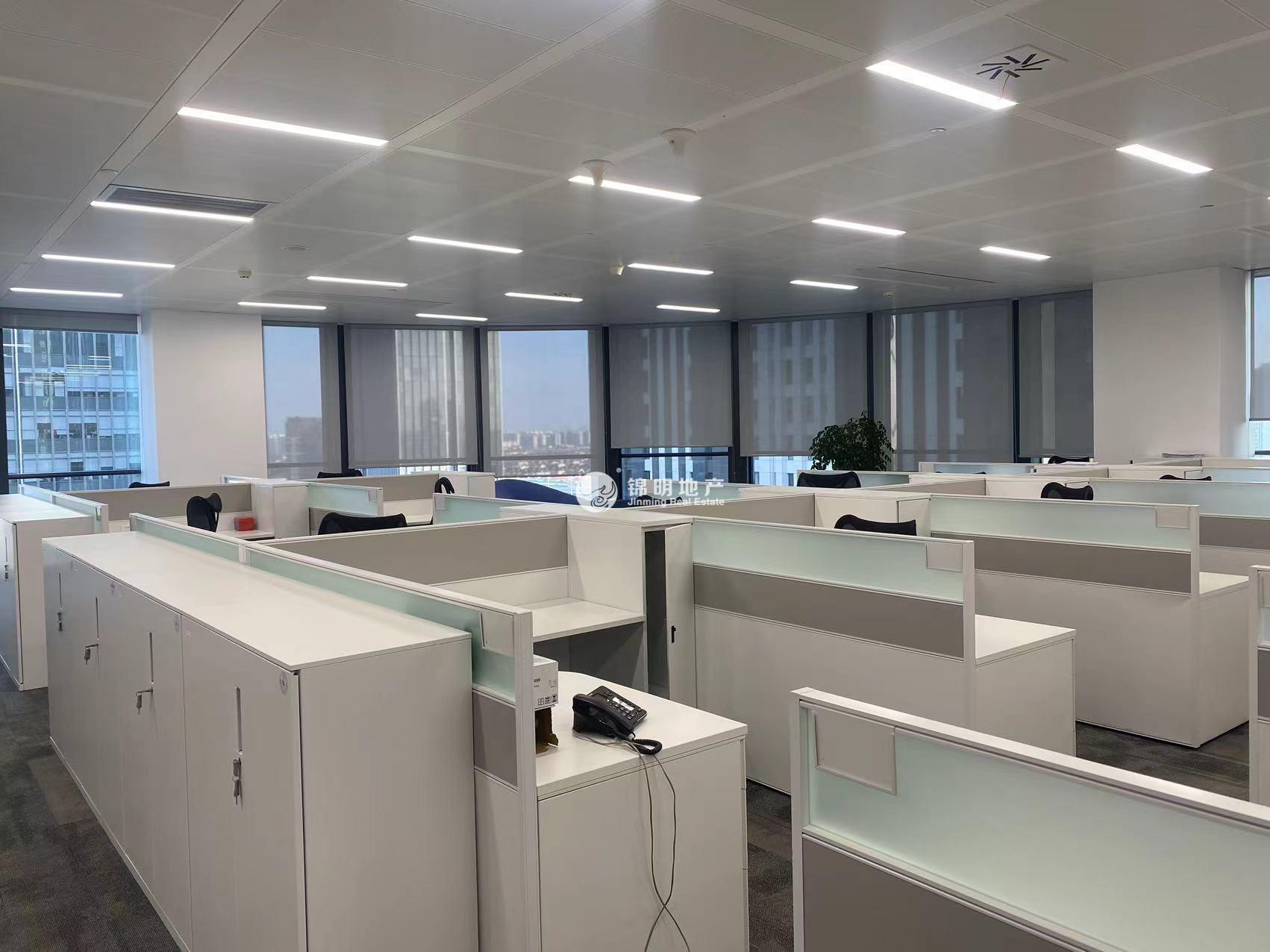 杨思前滩前滩东方广场二期2796平米写字楼出租