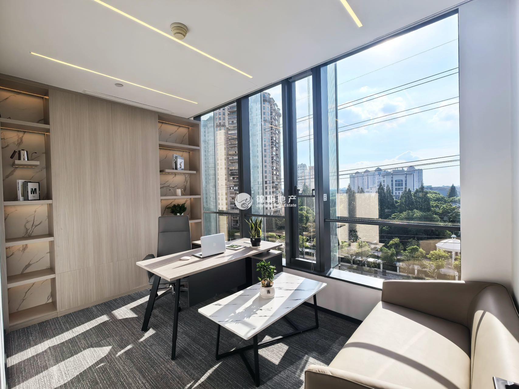 中山公园龙峰大厦140平米写字楼出租