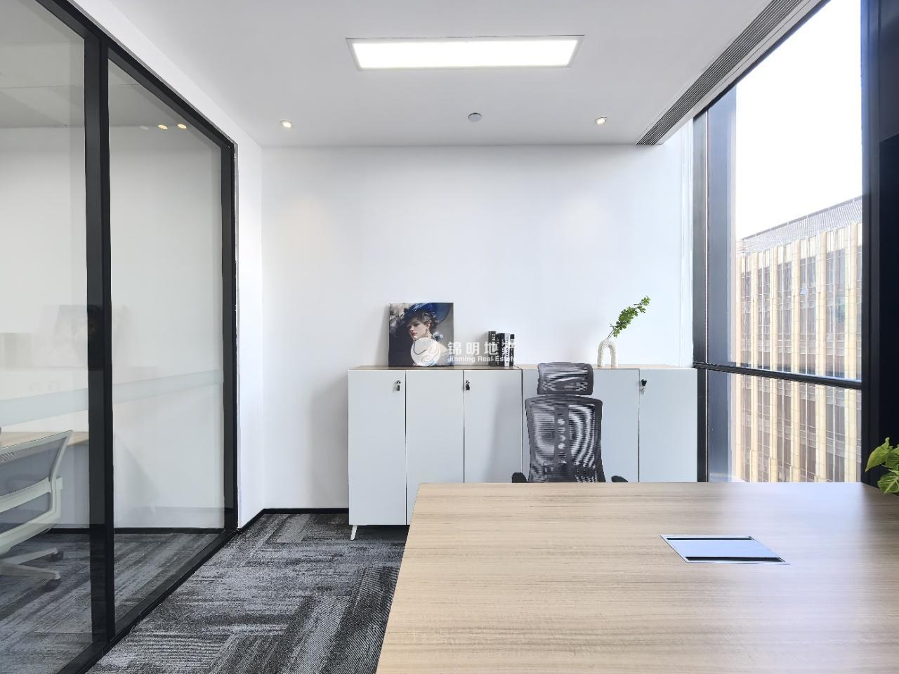 世博鲁能国际中心120平米写字楼出租