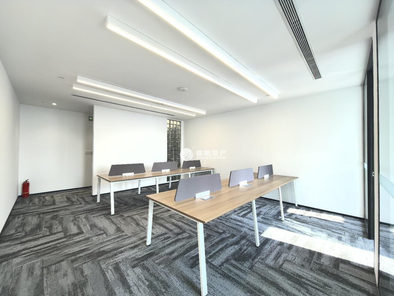 世博鲁能国际中心140平米写字楼出租